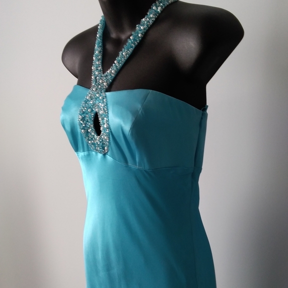 DAVE & JOHNNY -Silk Formal Gown - Picture 12 of 14